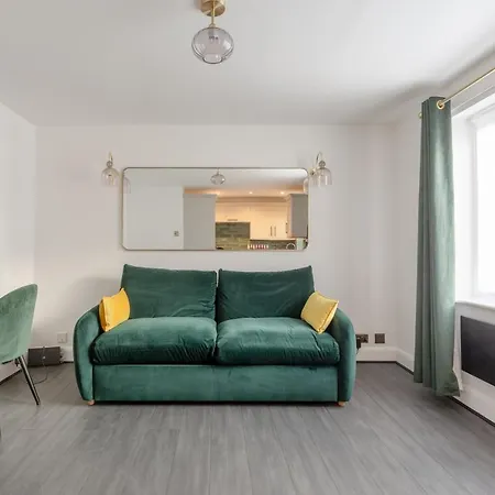 Appartement 2 King Beds Modern Refurb Flat - 10 Min 2 London Bridge - Sleeps 6
